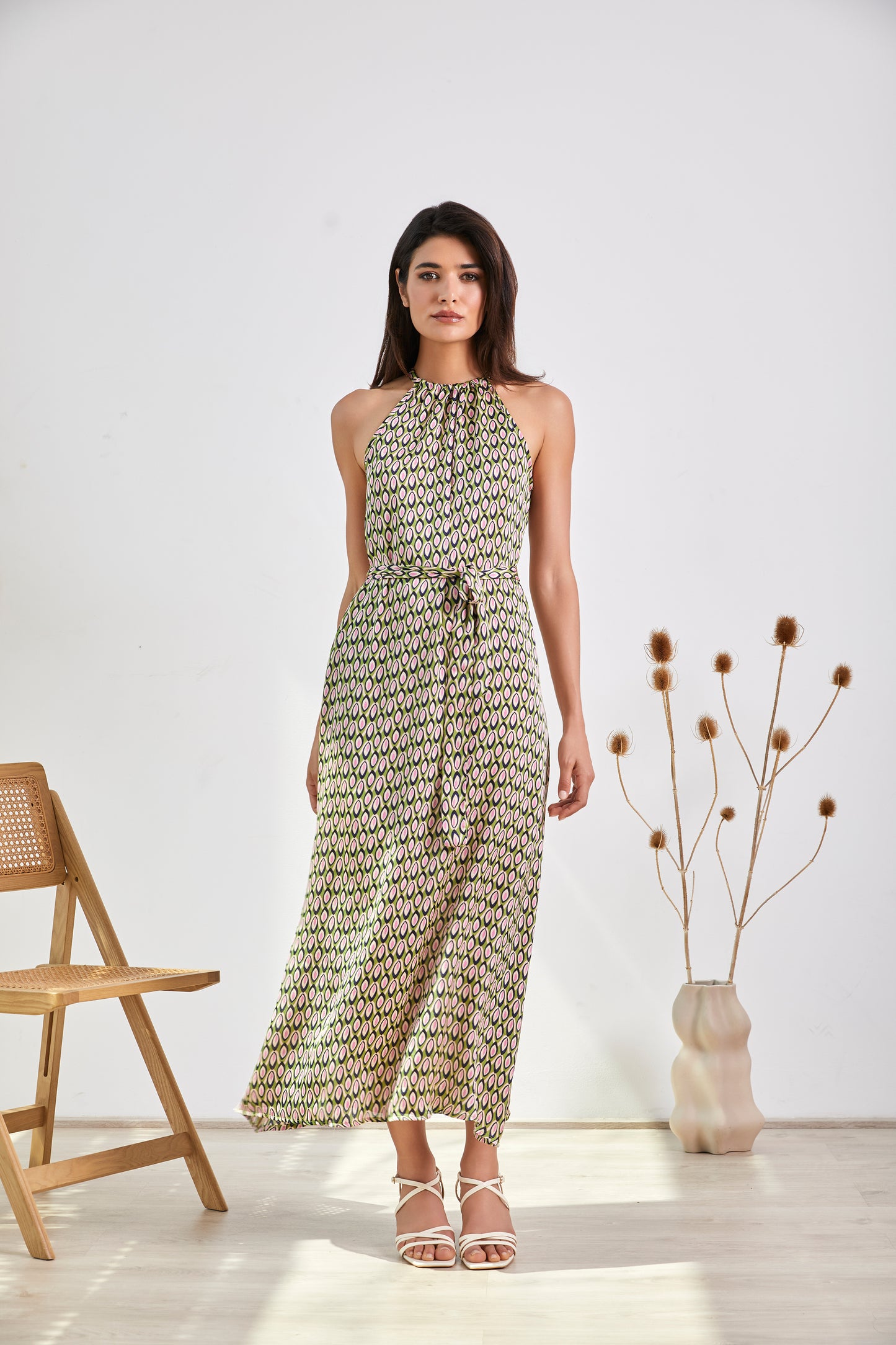 VESTIDO LARGO ESCOTE HALTER FAWM -LYLU