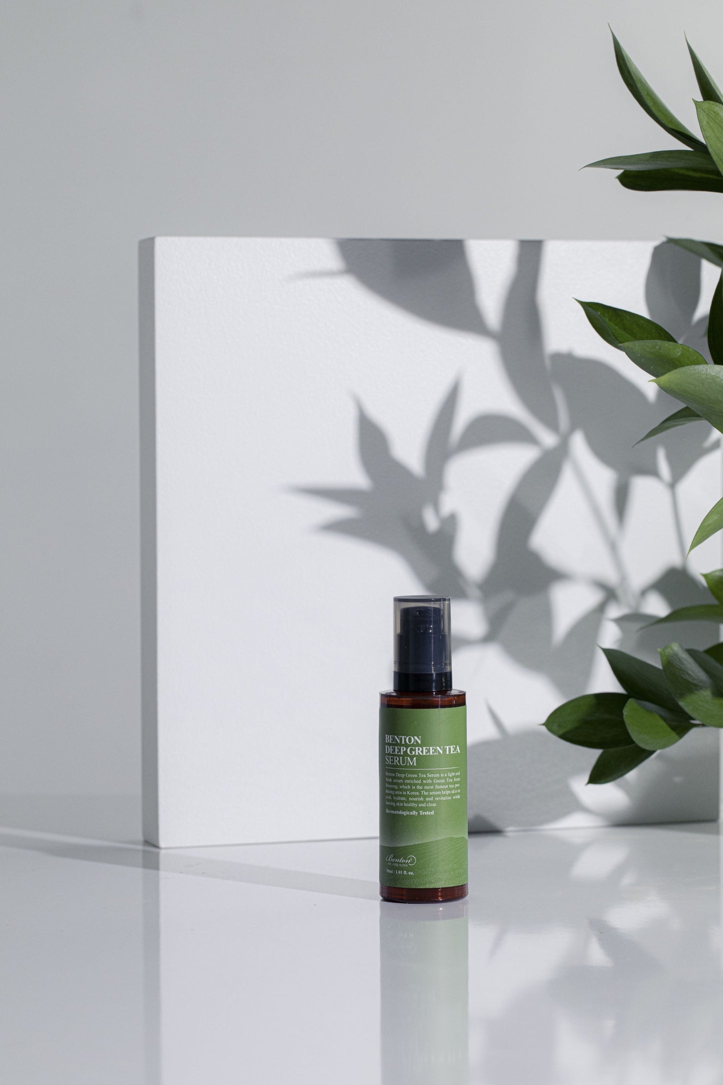 benton deep green tea serum envase minimalista cuidado piel