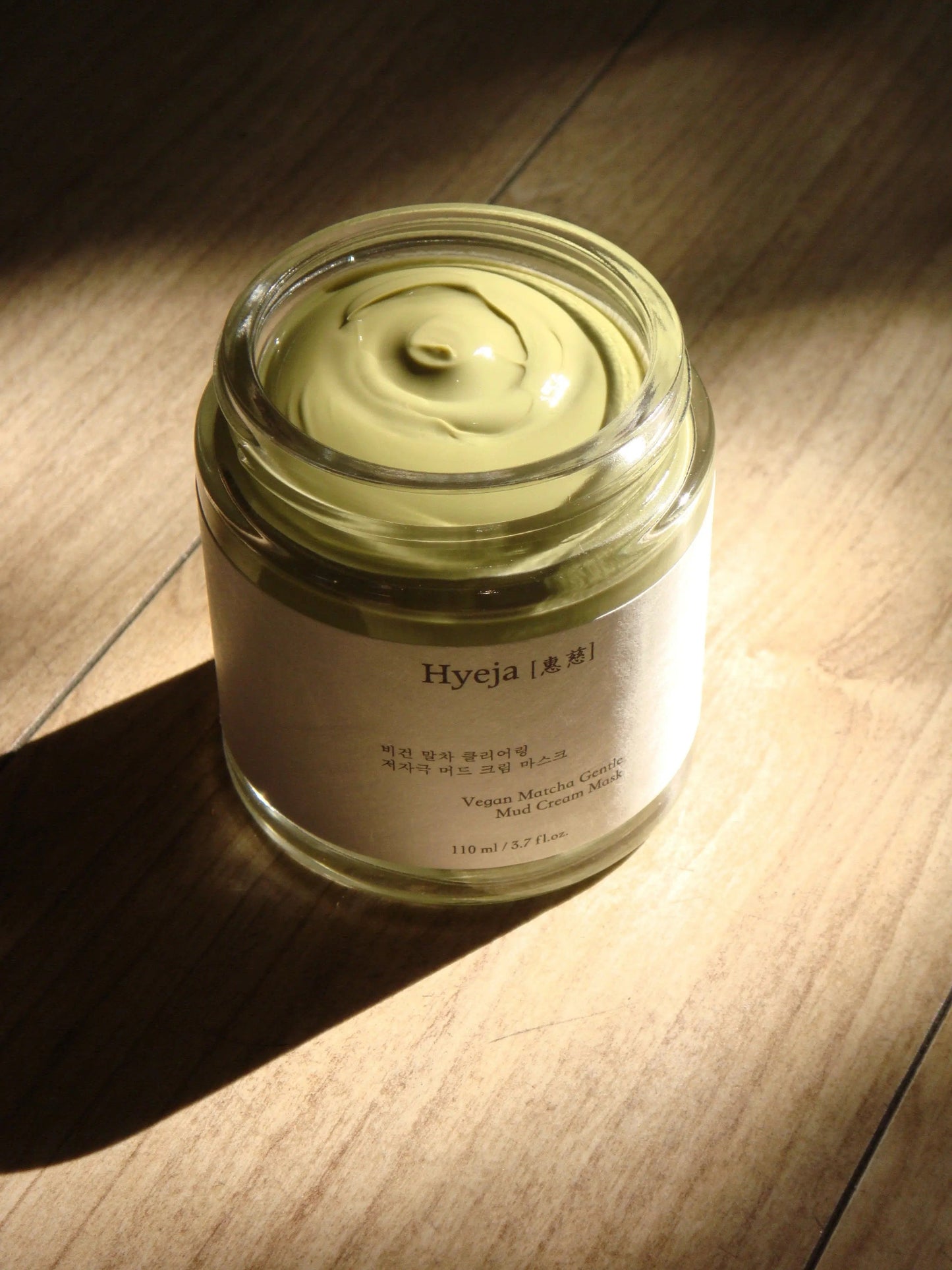 hyeja vegan matcha balancing mask mascarilla vegana antioxidante en tarro de vidrio