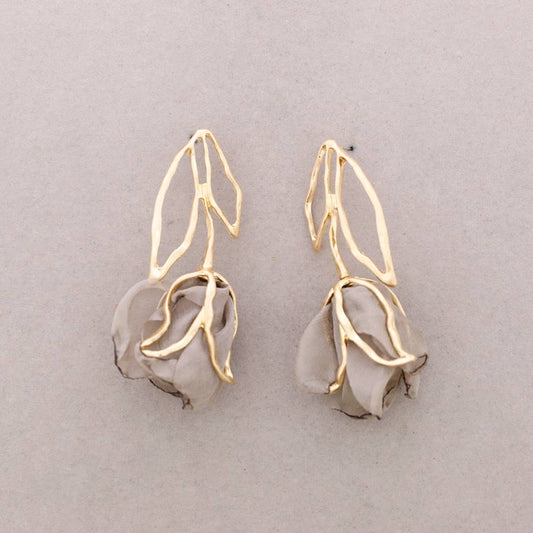 PENDIENTES TULIA – ACERO DORADO Y PÉTALO TEXTIL