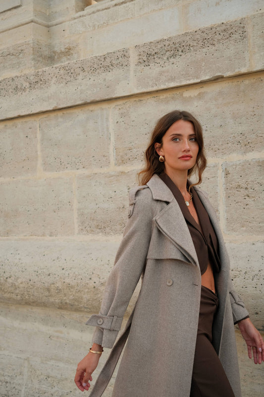 TRENCH LARGO DE LANA CON CINTURÓN