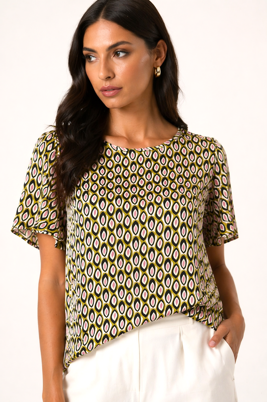 BLUSA VERDE ESTAMPADO GEOMÉTRICO MANGA CORTA FLUIDA  EMY– LYLU