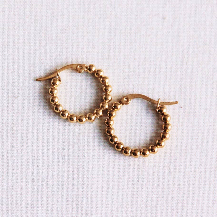 PENDIENTES ARO ZIRA DE ACERO DORADO CON BOLITAS